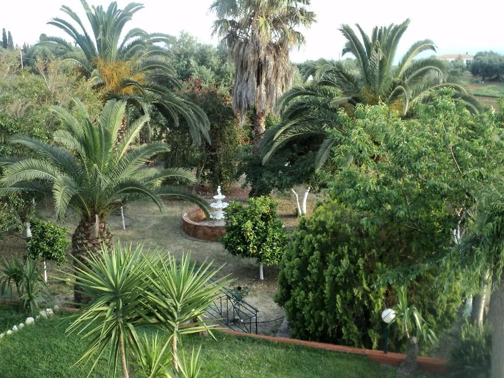 Anastasis Apartments Trapezaki